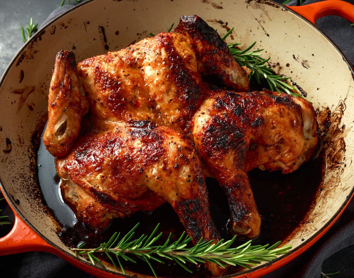 Kurczaka najczęściej smaży się, dusi, piecze, grilluje