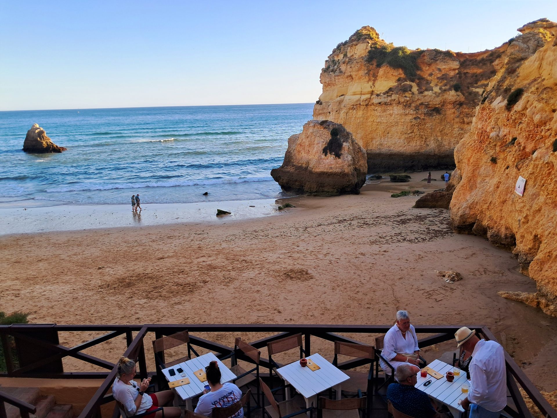 Praia dos Tres Irmaos - cud natury na portugalskim wybrzeżu