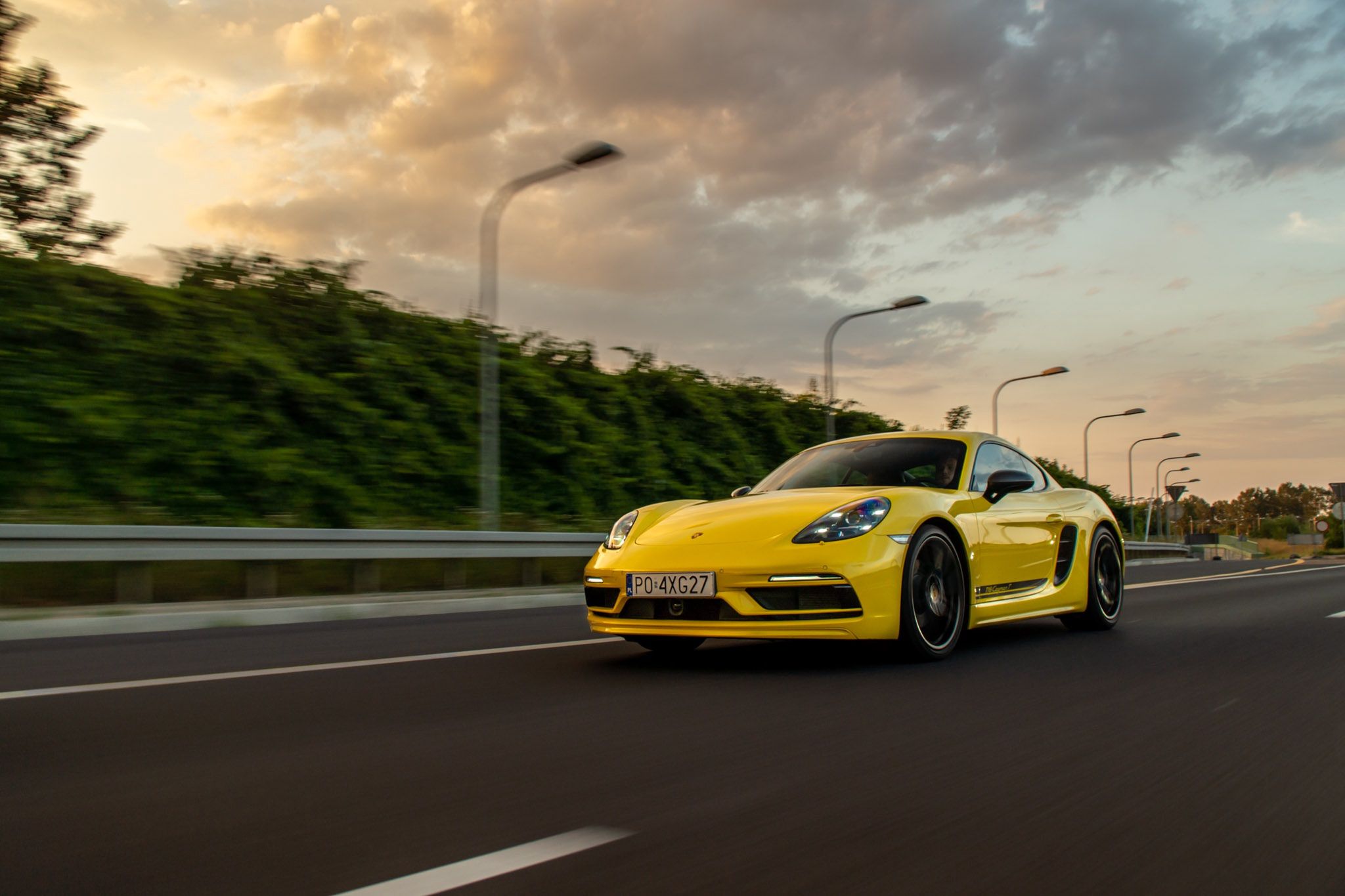 Porsche 718 Cayman T