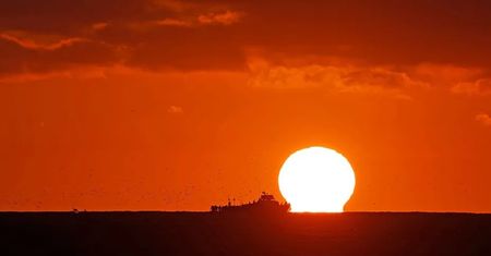 Rekord temperatur oceanów. El Niño dopiero się rozpędza