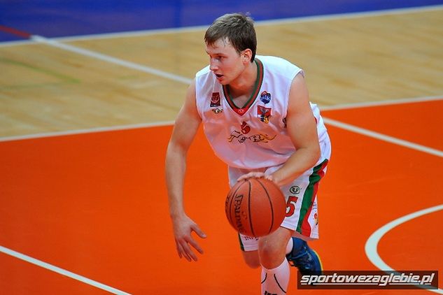 Marek Szumełda-Krzycki już w inauguracyjnym spotkaniu nowego sezonu doznał poważnej kontuzji / Foto: Maciej Wasik, SportoweZagłębie.pl