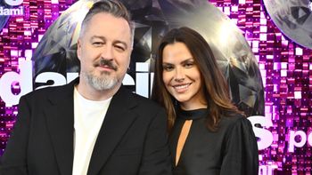 Piotr Kędzierski DEBIUTUJE na salonach z ukochaną! Była Miss Polonia postawiła na SATYNOWĄ MINI. Ładnie razem wyglądają? (FOTO)