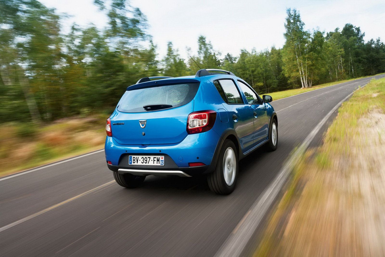 Dacia Logan, Sandero, Sandero Stepway