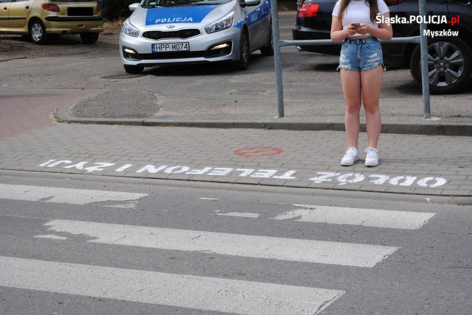 Myszków. Akcja policji "Odłóż telefon i żyj!”