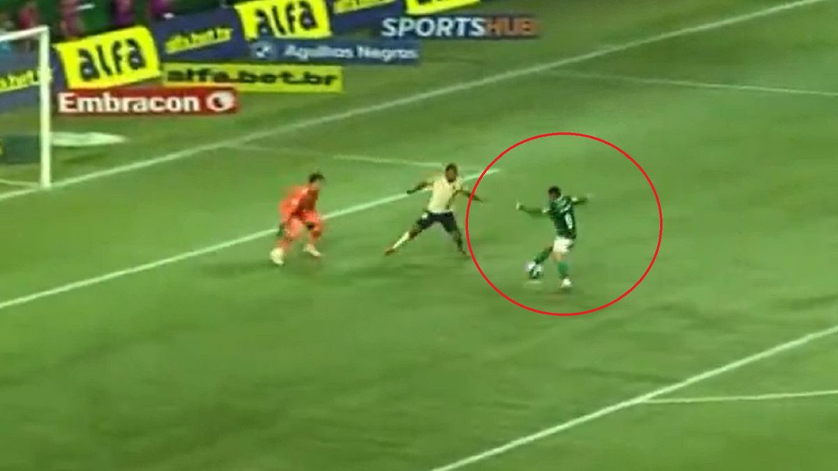 Twitter / Na zdjęciu: Vitor Roque (w kółku).