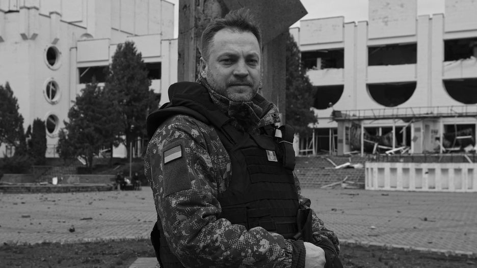 Ukrainian town of Borodyanka lies in ruins
BORODIANKA, UKRAINE - APRIL 06: Ukrainian Minister of Internal Affairs Denys Monastyrsky makes statements to Anadolu Agency after Ukrainian army regained control of Borodyanka, Ukraine on March 06, 2022. Although the Ukrainian army regained control of Borodyanka, it is now a "ruined town" strewn with destroyed buildings and burnt armored vehicles. Metin Aktas / Anadolu Agency/ABACAPRESS.COM 
Dostawca: PAP/Abaca
AA/ABACA
Borodyanka,Bucha,Kyiv,Russian attacks,Ukraine,Ukrainian forces,w, inwazja, konflikt zbrojny, rosyjska, rosyjski, sytuacja na Ukrainie, Wojna na Ukrainie