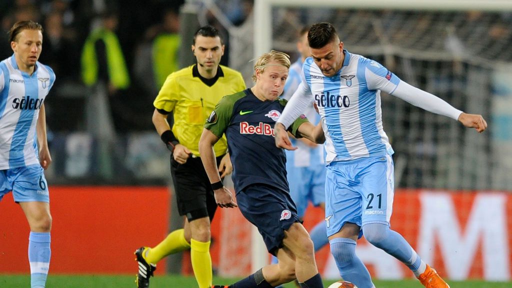 Getty Images / Marco Rosi / Na zdjęciu: Xaver Schlager i Sergej Milinković-Savić