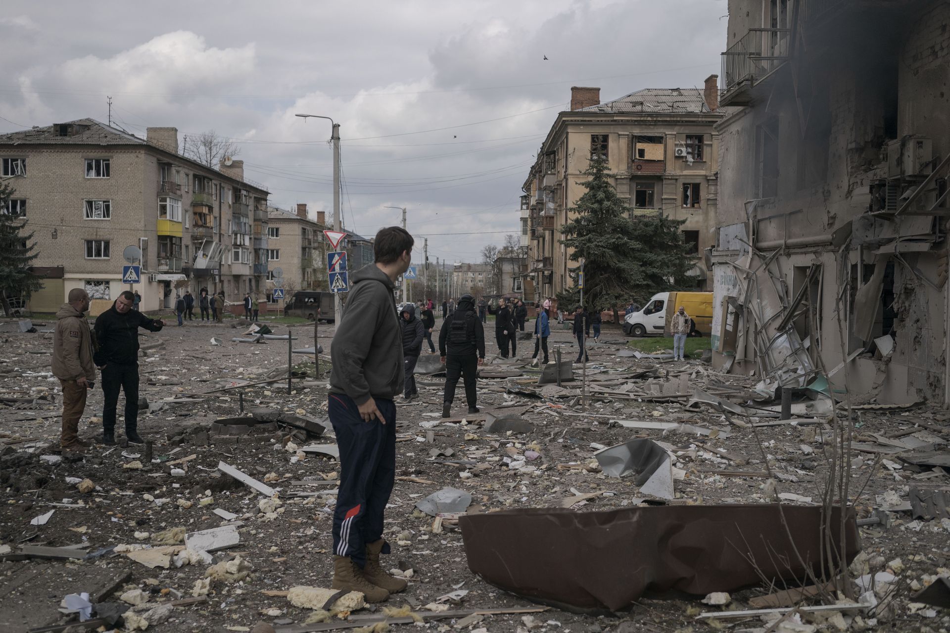 Ukraina: Rosja łamie wielkanocne zawieszenie broni