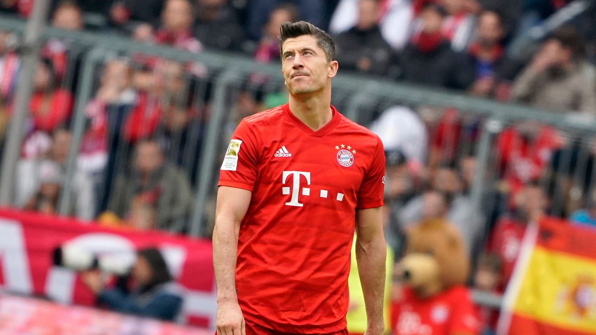 PAP/EPA / RONALD WITTEK / Na zdjęciu: Robert Lewandowski