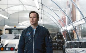 TV Puls Moonfall