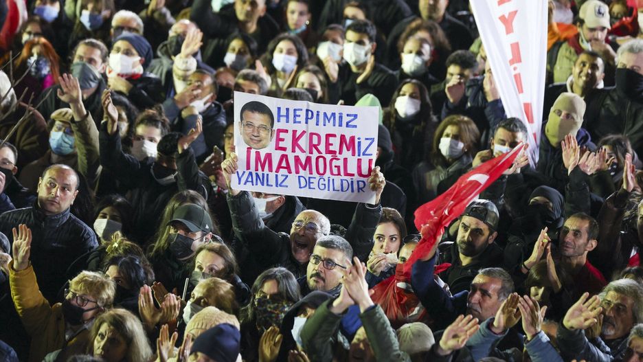 Temporary
This handout photograph taken and released by the Republican People's Party (CHP) press office on March 21, 2025, shows the aerial view of the thousands gather during a rally outside Istanbul municipality following his detention over a corruption probe in front of Istanbul Metropolitan Municipality headquarter in Istanbul, on the fourth night rally. Turkish police raided the home of Istanbul Mayor Ekrem Imamoglu on March 19, 2025, detaining him over a corruption probe in a move denounced by the main opposition CHP party as a "coup". Handout Photo by Dogusan Ozer/CHP press office via ABACAPRESS.COM
ABACA