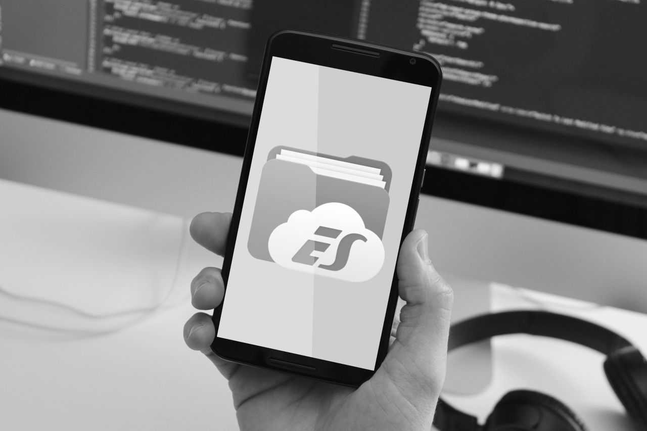 ES File Manager usunięty z Google Play. To jeden z najpopularniejszych menedżerów plików na Androida