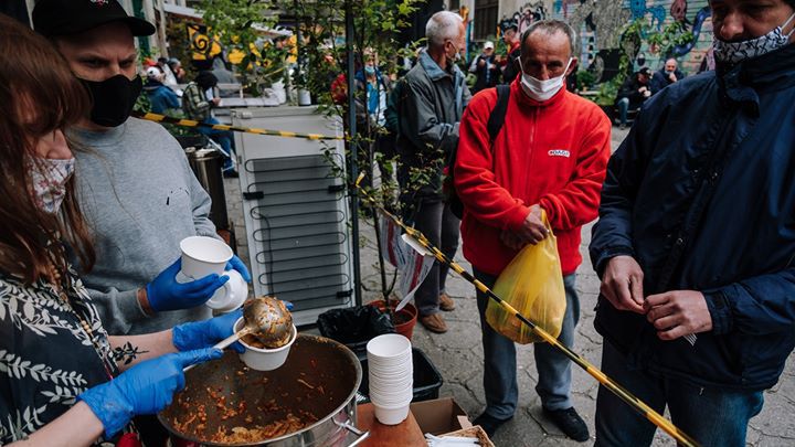 Zagłębie "hipsterskich" klubów postanowiło pomóc najuboższym