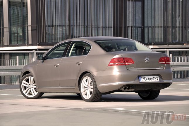 Elegancki sedan ma duży bagażnik, ale ciasny otwór załadunkowy