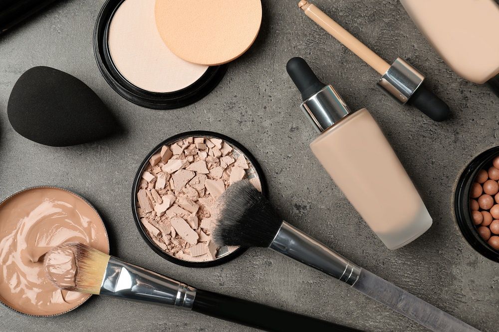 Rossmann tnie ceny nawet o połowę. Promocja obejmuje wybrane kosmetyki znanych marek