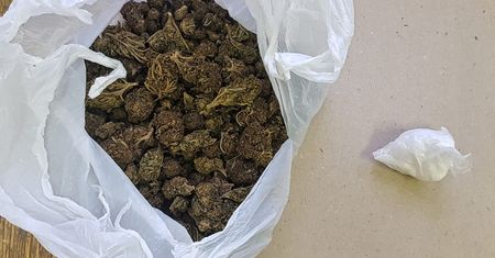 Zamiast poszukiwanego znaleźli narkotyki