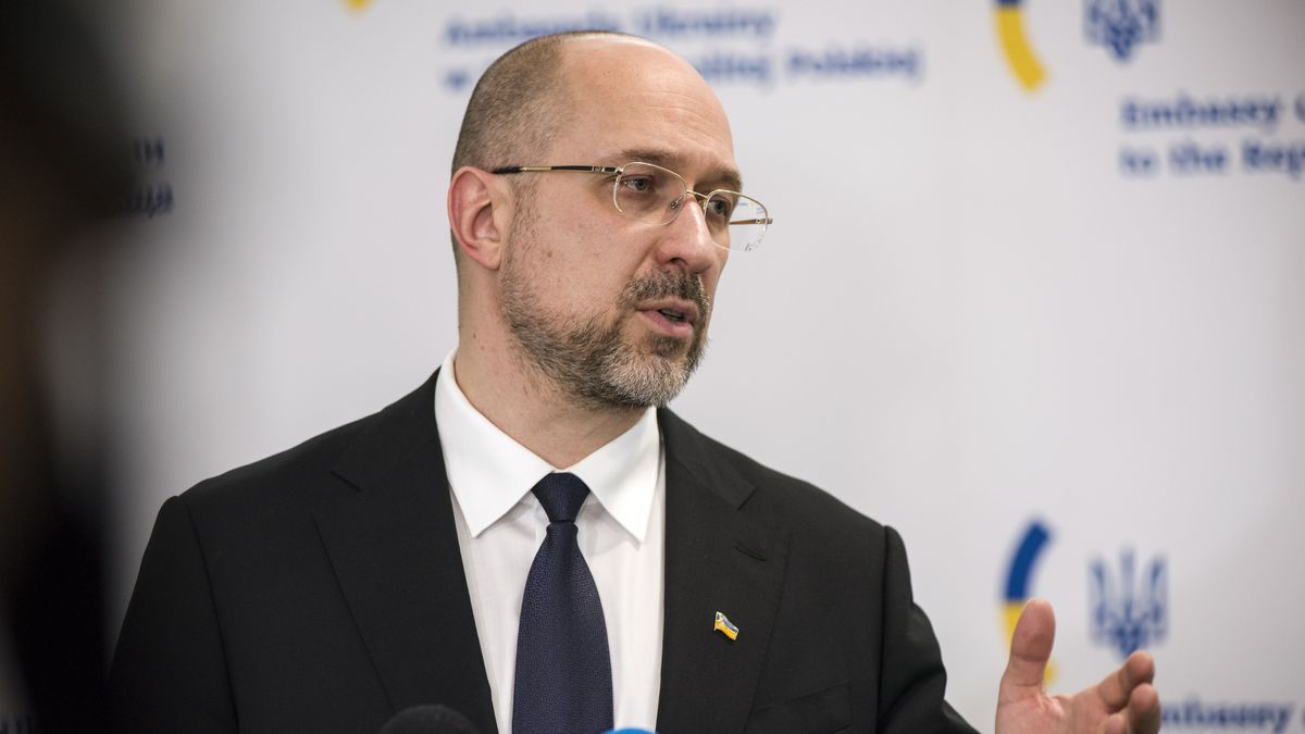 Warszawa 05.05.2022 N/Z Denys Szmyhal, premier Ukrainy podczas konferencji prasowej w ambasadzie Ukrainy w Warszawie.