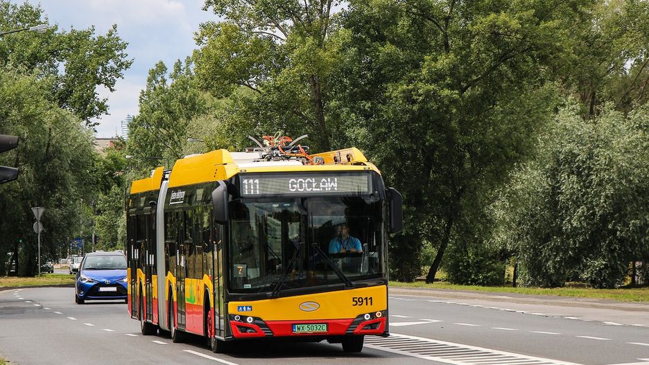 Warszawa ma coraz więcej cichych, elektrycznych autobusów