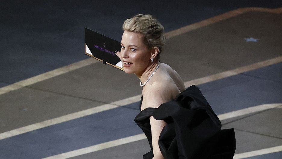 Elizabeth Banks 