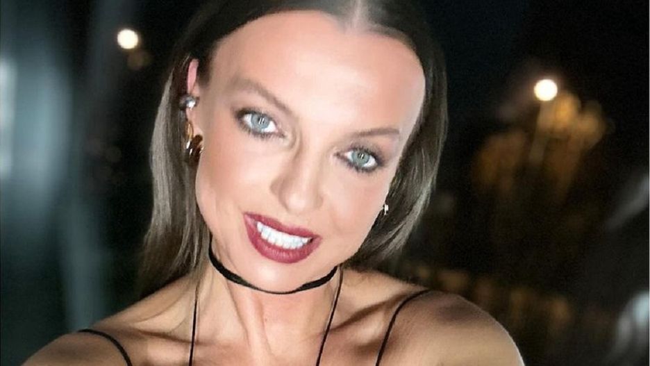 Katarzyna Sokołowska w czarnej sukience
