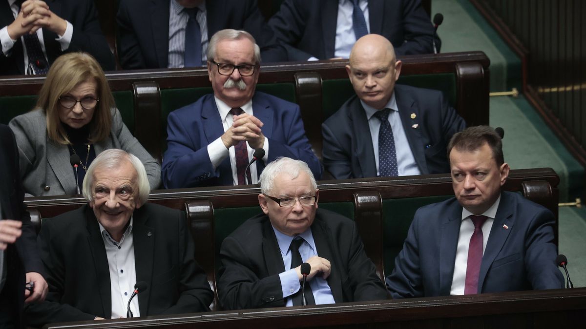 Wtedy mogą odbyć się wybory. Terlecki zdradził dokładną datę