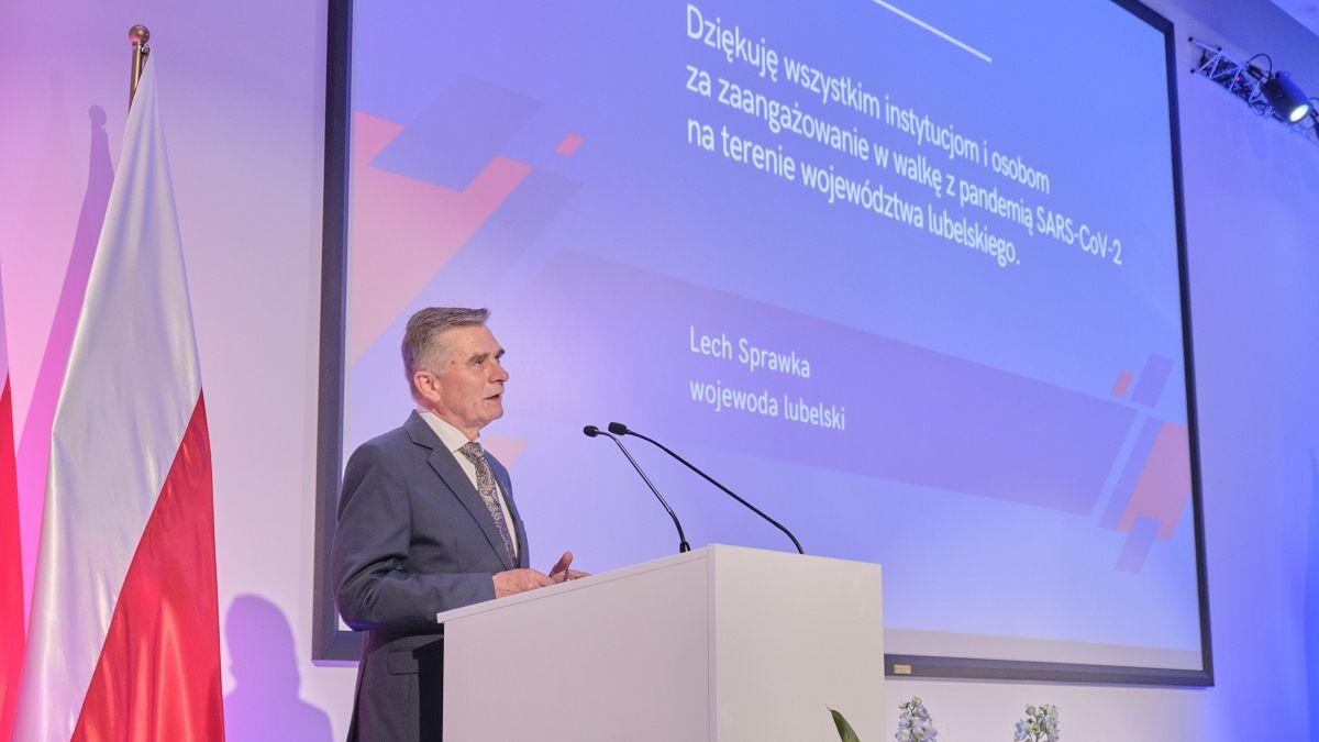 Wojewoda lubelski Lech Sprawka podziękował wszystkim zaangażowanym w walkę z pandemią