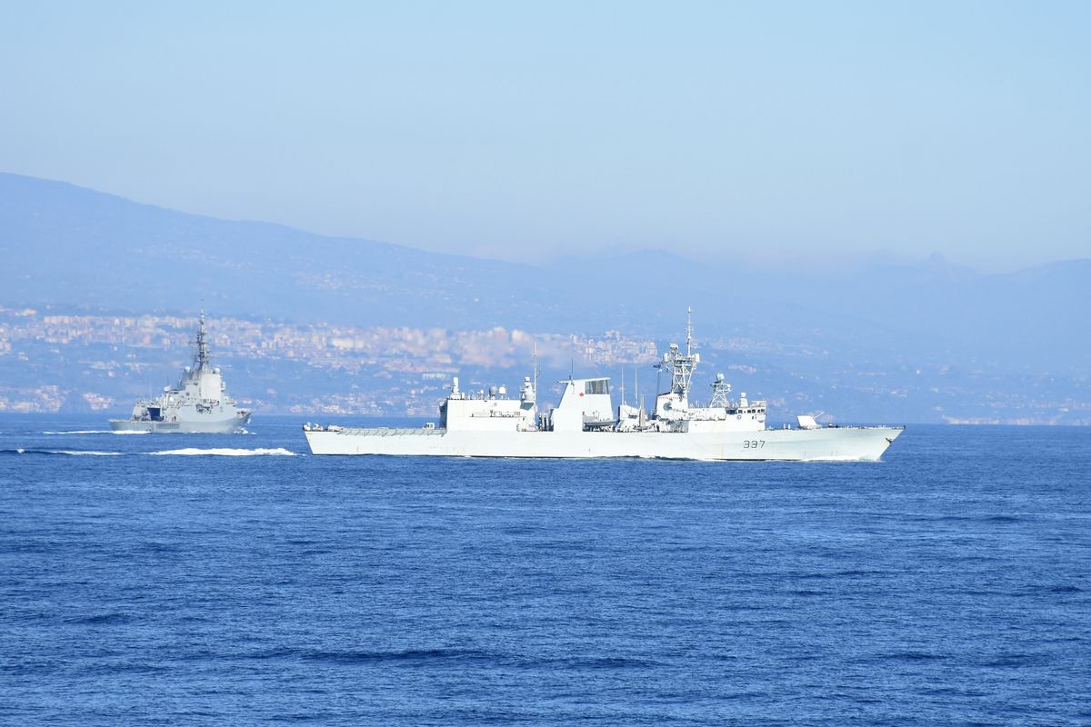 Morze Śródziemne. Rozbił się helikopter NATO. Trwa akcja poszukiwawcza