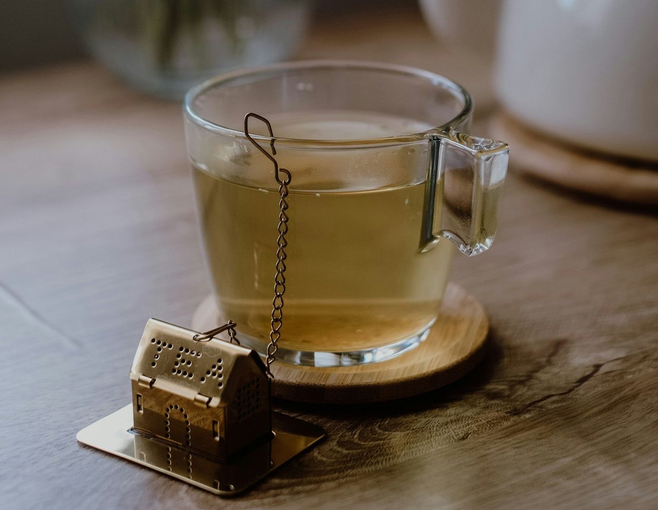 Te herbaty są najlepsze na odchudzanie. Pij te herbaty, a będziesz mieć płaski brzuch