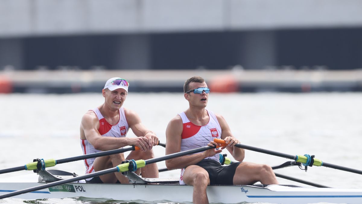 PAP/EPA / Leszek Szymański / Mateusz Biskup i Mirosław Ziętarski w Tokio