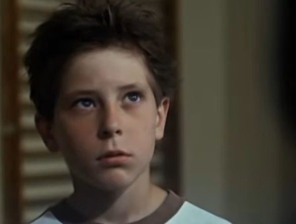 Był dziecięcym aktorem lat 90. Agata Kulesza dubbingowała jego głos