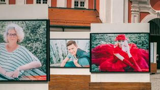 „Inny Poznań. Twarze tęczowej stolicy Polski” – ostatnie dni wyjątkowej wystawy w centrum miasta