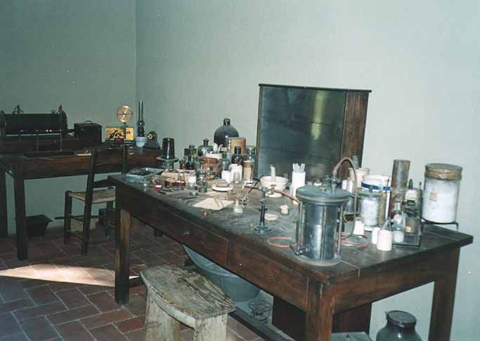 Jak wyglądały laboratoria znanych naukowców? 7