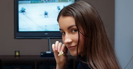 Kup tuner i strumieniuj polską telewizję z Xboksa One do urządzeń przenośnych i PC