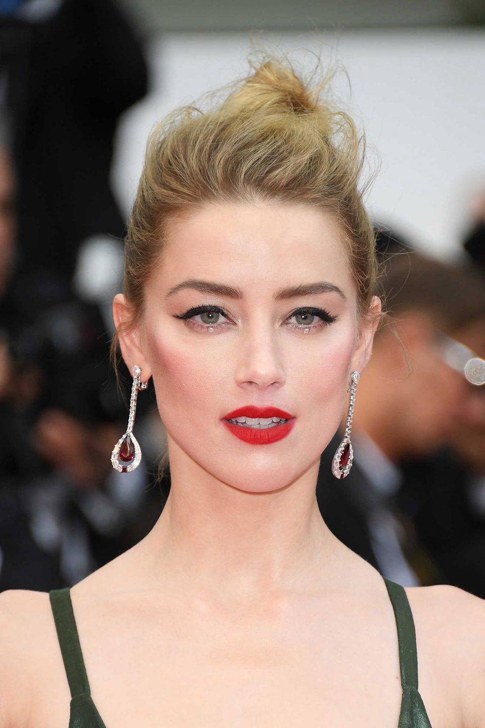 Amber Heard w szmince Loreal Paris