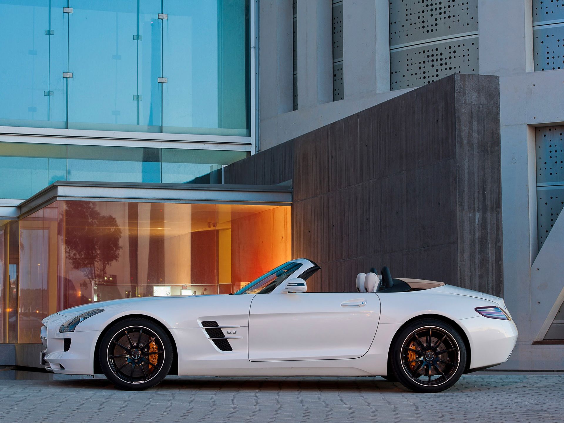 Żegnamy króla: odchodzi Mercedes-Benz SLS AMG 103