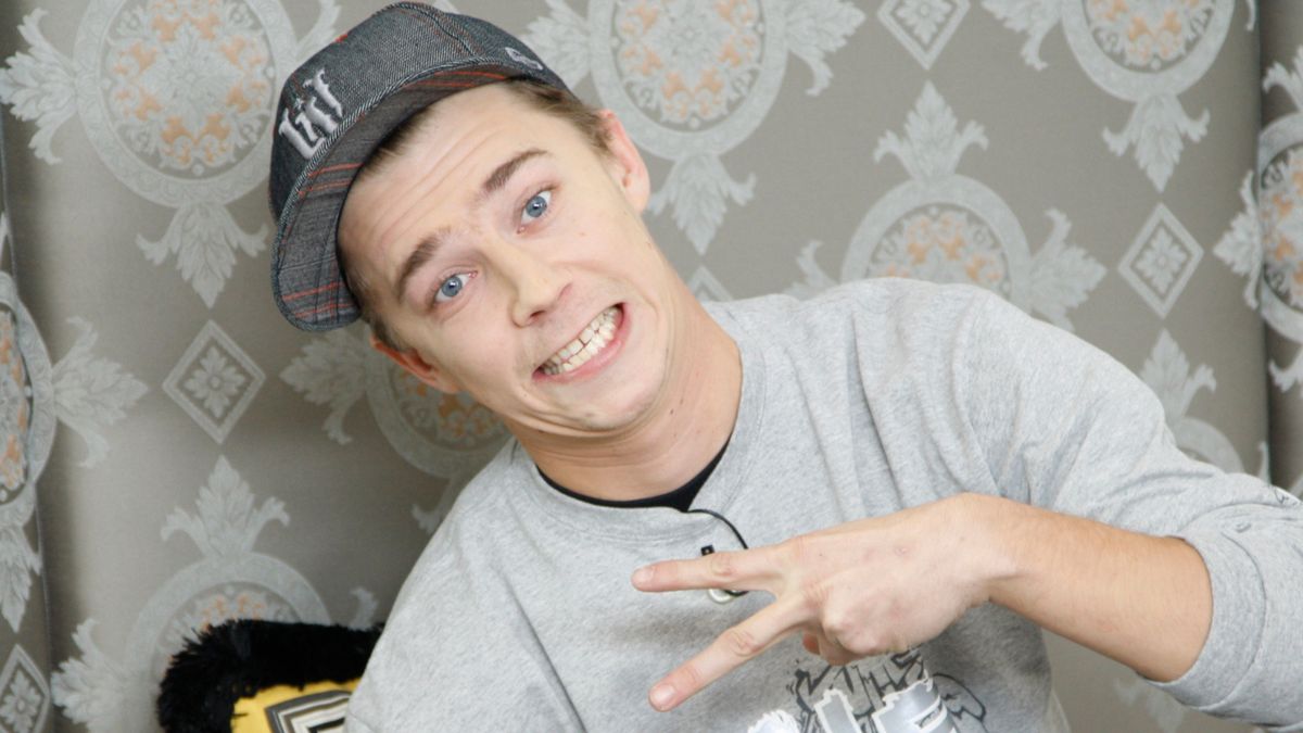 Bartosz Obuchowicz na ściance z rodziną. Bardzo się zmienił?