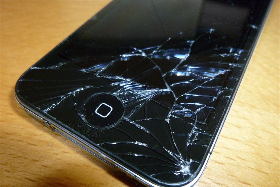 Liquidmorphium, czyli sposób na niezniszczalne smartfony i laptopy 2