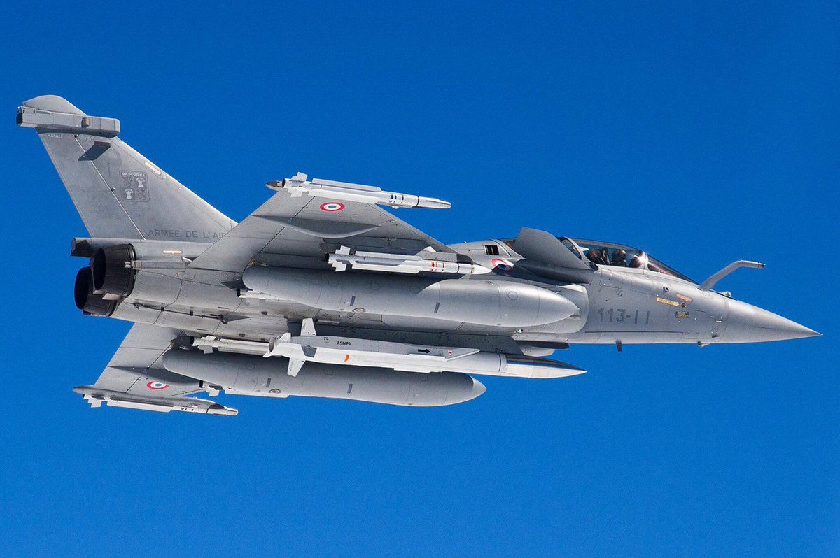 France considers extending nuclear shield to EU allies