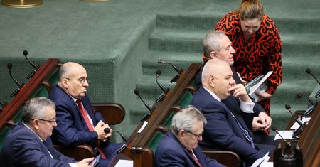 Rząd zamyka furtkę fundacjom. Boi się o podatki