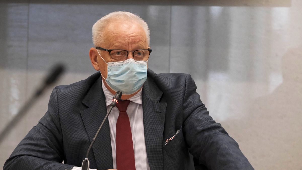 Poseł Bolesław Piecha (PiS) w rozmowie z radiem Wnet odniósł się do tematu przekładania operacji