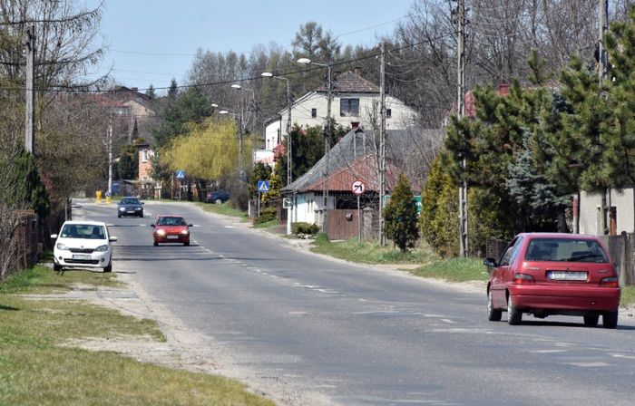 Sławków. Miasto dołoży się do remontu drogi.

