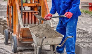 Pracodawcy mają ból głowy. W tych branżach roi się od wakatów