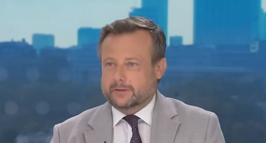 Dziennikarz Republiki z zarzutami ws. Collegium Humanum. Kaucja z milionów zarobionych w TVP?