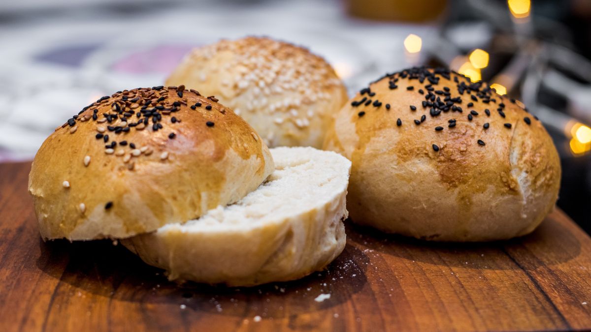 Domowe bułki są przepyszne