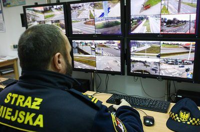 Operator monitoringu miejskiego udaremnił jazdę pijanemu kierowcy!