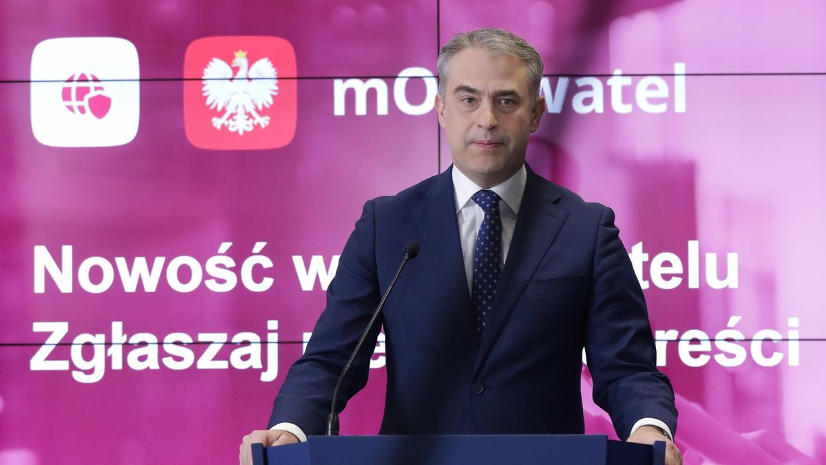 Krzysztof Gawkowski
Tomasz Gzell
cyfryzacja, cyfryzacji, internet, mc, minister, mobywatel, nask, polityk polityka, zg�oszenia, Bezpiecznie w sieci, us�uga