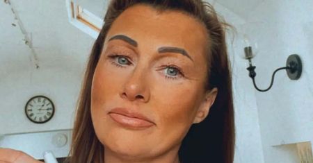 Najpierw opalenizna, potem rak? "Barbie drug" robi furorę w sieci