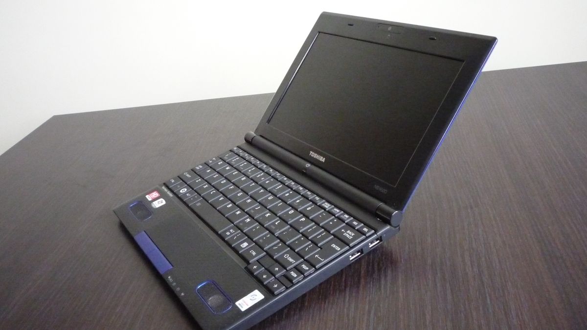 Toshiba NB550D - multimedialny maluch [test cz. 1] 1
