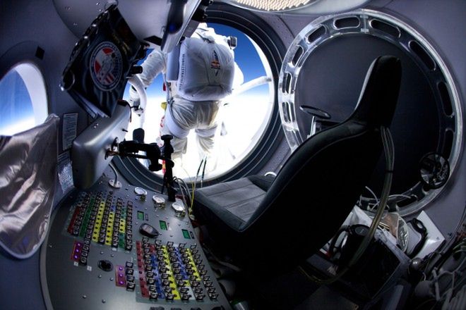 Felix Baumgartner chce pobić rekord wysokości skoku ze spadochronem 6