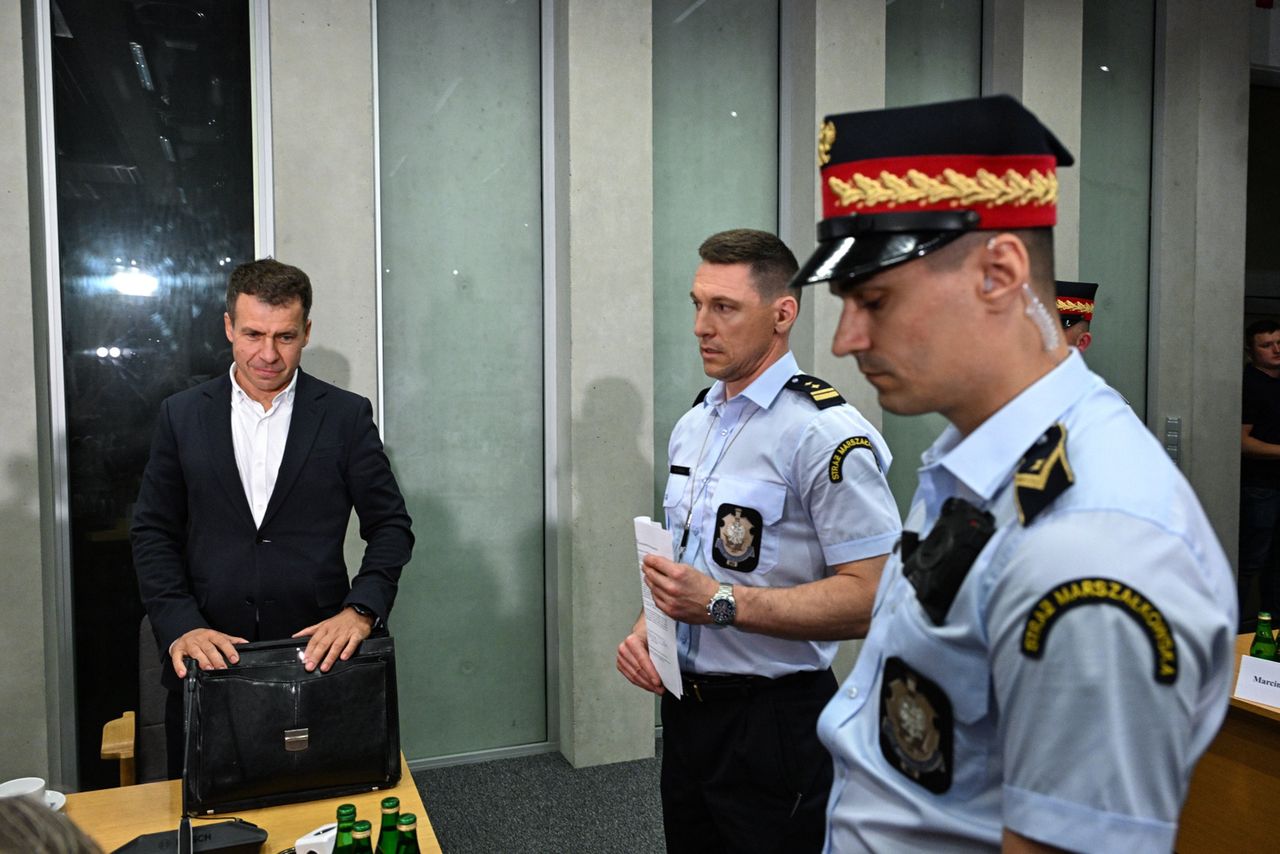 Emocje w Sejmie. Ostra wymiana zdań po doprowadzeniu b. szefa CBA